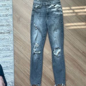 Mother denim swooned ankle chew size 24